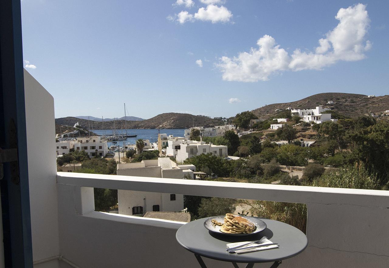 Armadoros Hotel / Ios Backpackers Exterior foto